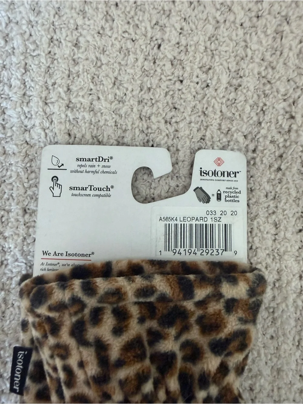Isotoner Women's Leopard Print Fleece Gloves - Brown Black Tan - Picture 3 of 3